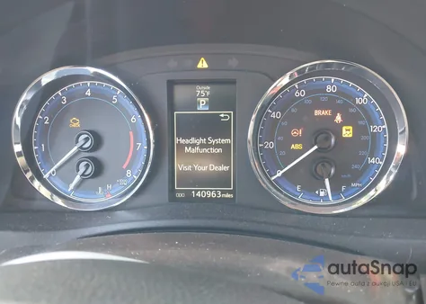 2017 Toyota Corolla Se z USA, uszkodzony, nr VIN 5YFBURHEXHP606859